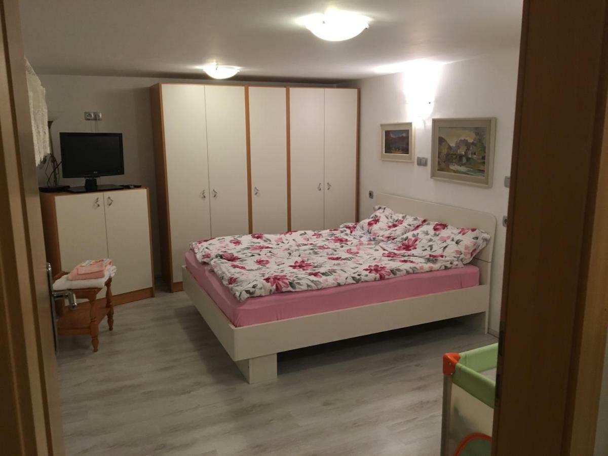 Apartma Metka Mojstrana Eksteriør billede